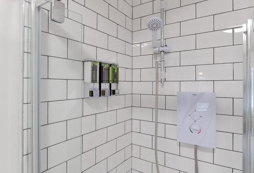 استودیو استاندارد با تخت کینگ, Copper House