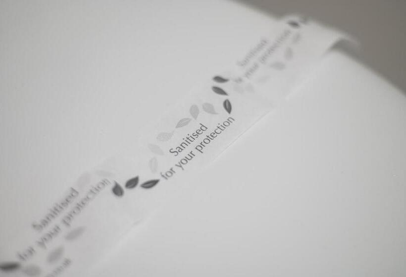 اتاق استاندارد, Copper House