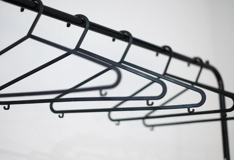 اتاق استاندارد, Copper House