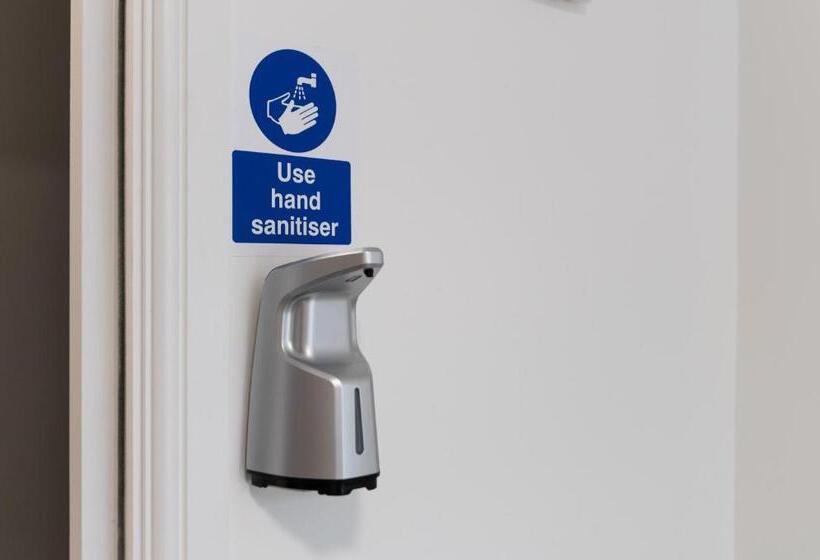 آپارتمان 1 خوابه همکف, Copper House