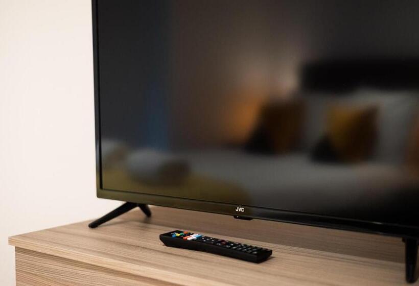 اتاق استاندارد, Copper House