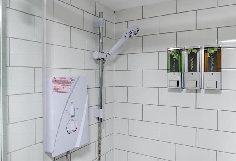 اتاق استاندارد, Copper House