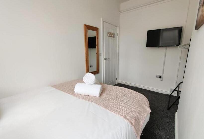 آپارتمان 1 خوابه همکف, Copper House