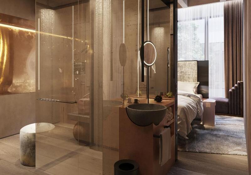 디럭스 룸 킹사이즈 침대, The Emporium Hotel Plovdiv Mgallery Collection