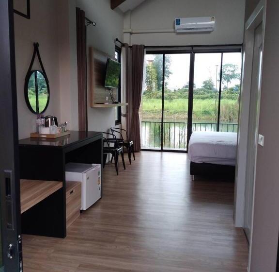 اتاق لوکس, Pailin Place