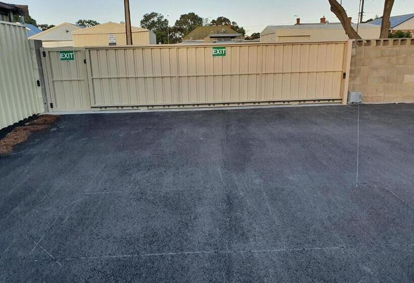 带大床的标准间, The Bend Abode