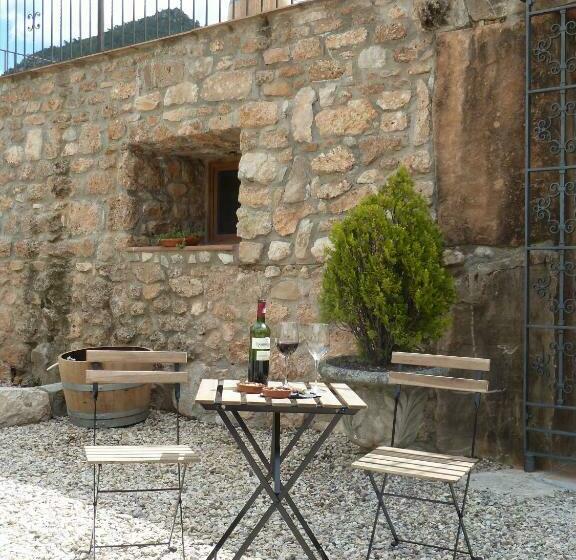 家庭间, Aaccent Montblanc Prenafeta