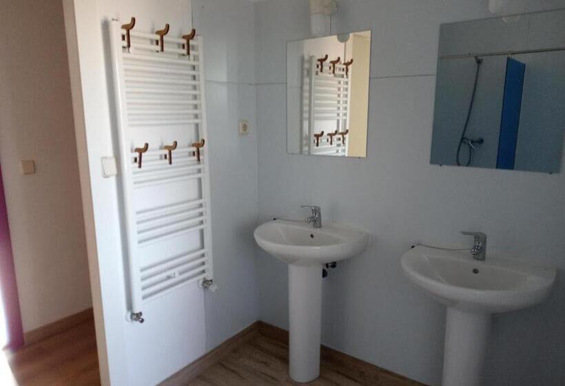 스탠다드 룸, Albergue Fresno De Cantespino   La Tormenta