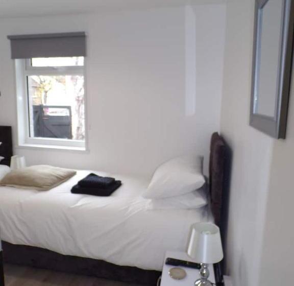 آپارتمان 2 خوابه, City Beach Airbnb Southend On Sea