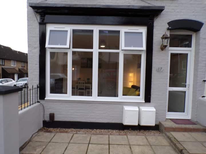 آپارتمان 2 خوابه, City Beach Airbnb Southend On Sea