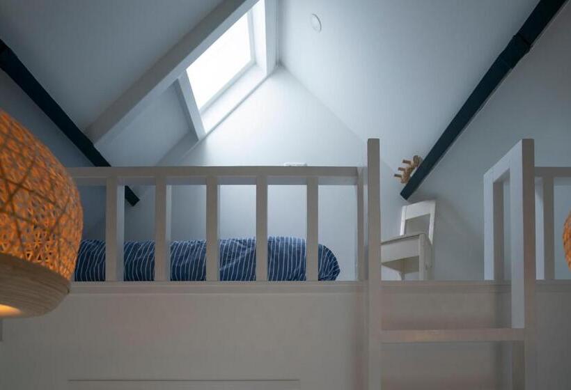 اتاق خانوادگی, B&b Mir Lo In Mierlo Adults Only