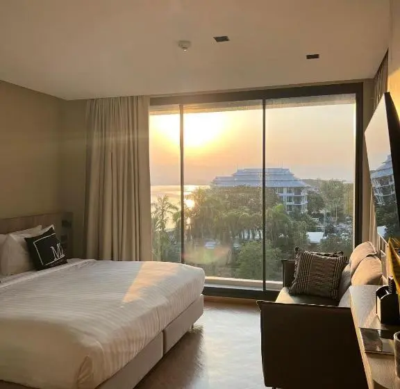 اتاق سوپریور, M2 Hotel Waterside
