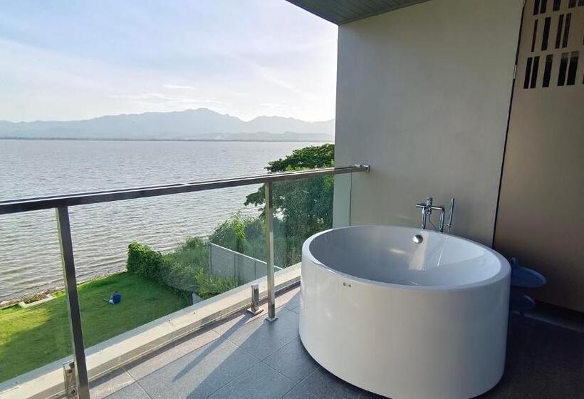 디럭스 룸, M2 Hotel Waterside