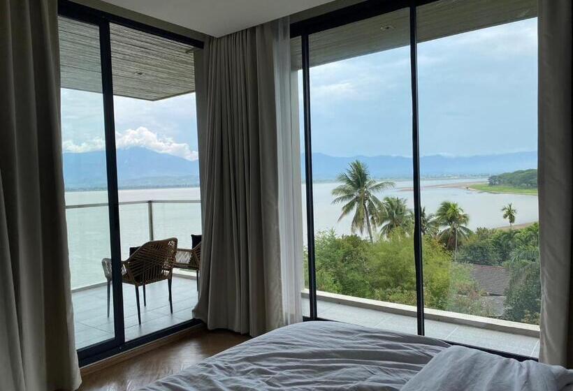 스위트, M2 Hotel Waterside