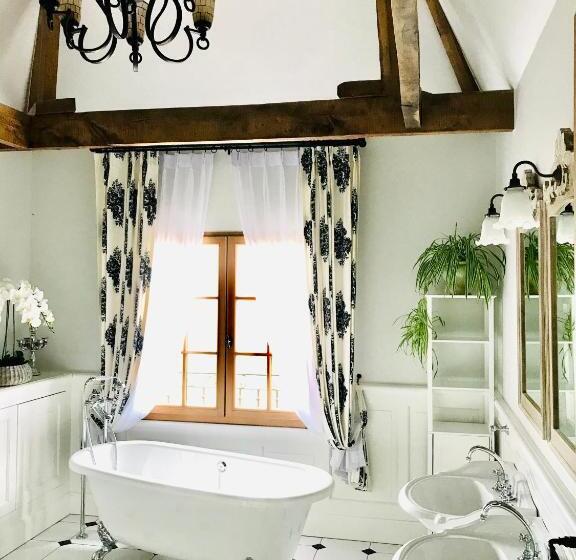 غرفة عائلية, Les Cèdres Du Linard, Chambres D Hôtes B&b Near Lascaux, Montignac, Sarlat La Canéda, Dordogne