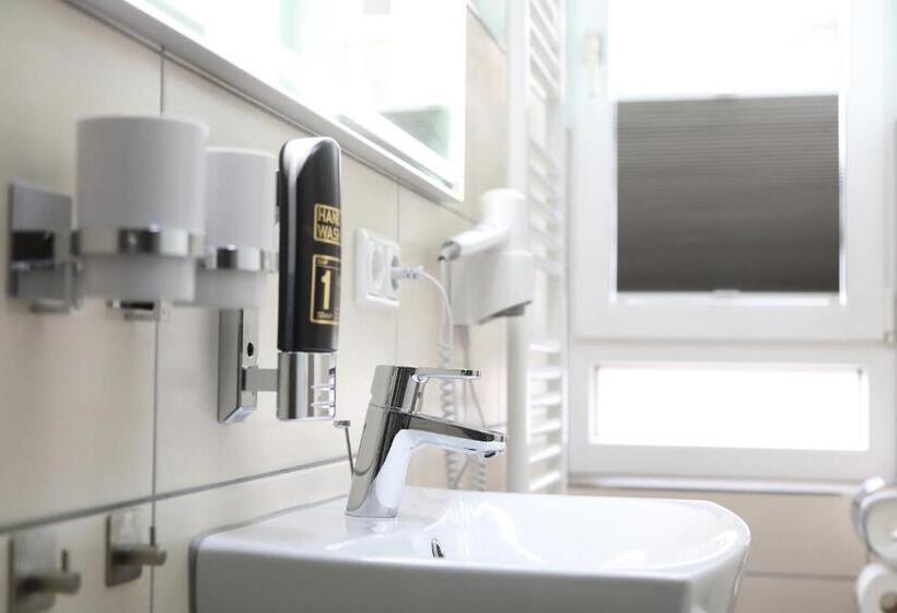 اتاق استاندارد, Pension Moselvilla 1900