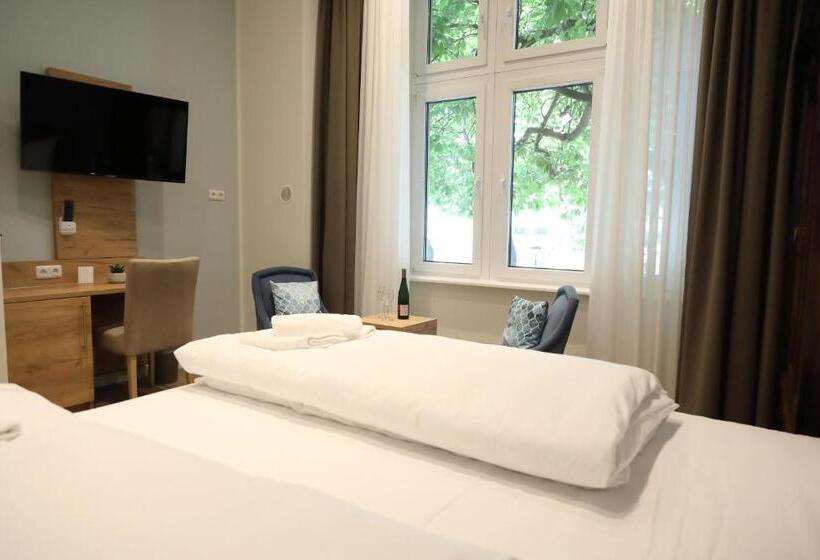 اتاق سوپریور, Pension Moselvilla 1900