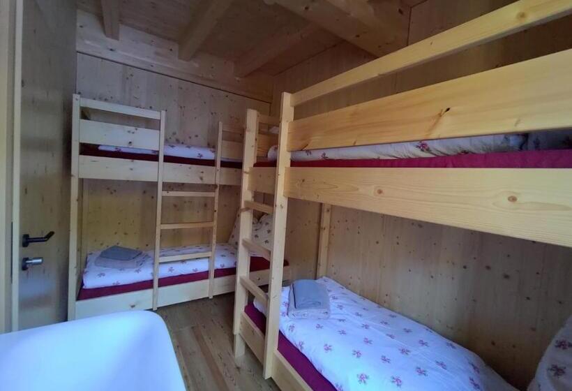 Номер Стандарт Четырехместный Совместный Санузел, Ammerwald Alm