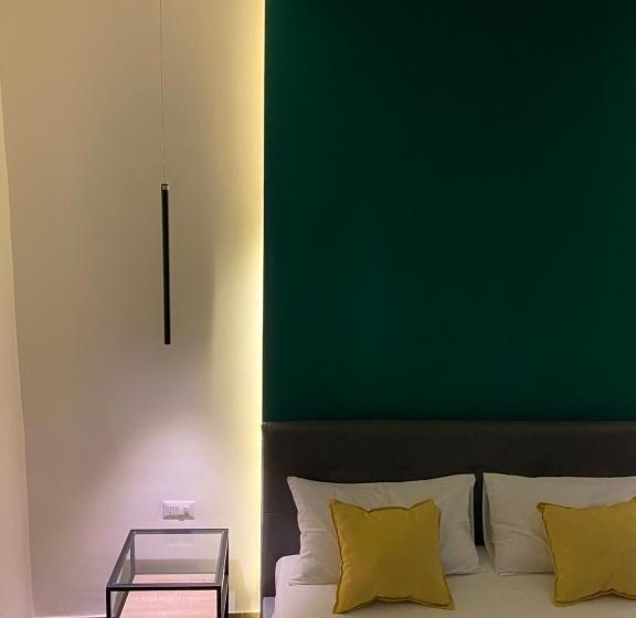 اتاق سوپریور, Salotto Toledo