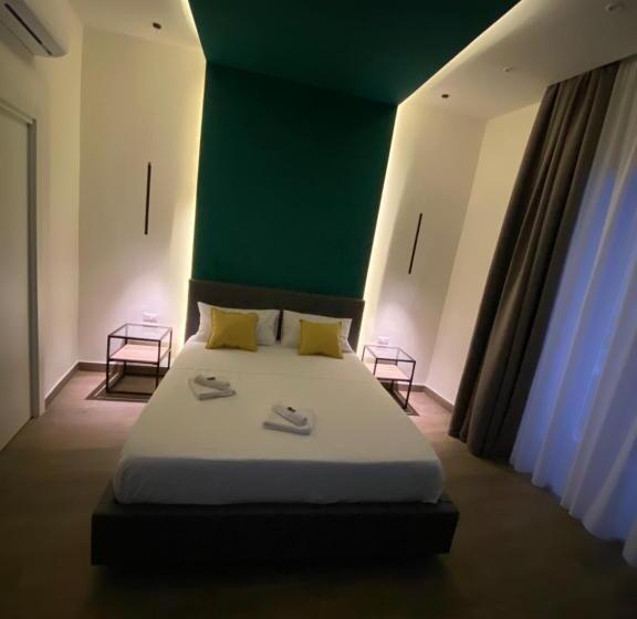 اتاق سوپریور, Salotto Toledo