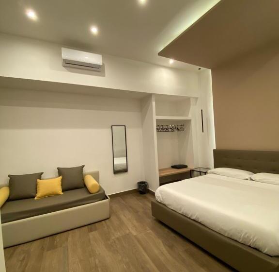 اتاق لوکس خانوادگی, Salotto Toledo