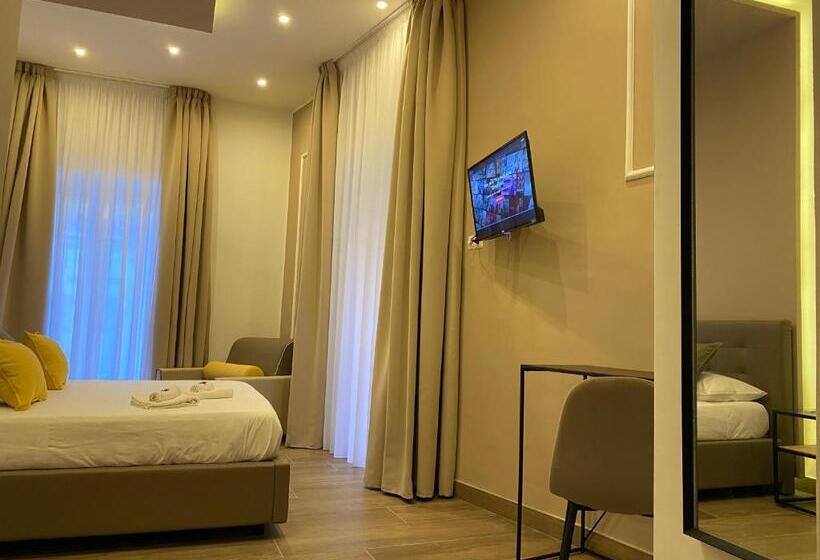 اتاق لوکس, Salotto Toledo