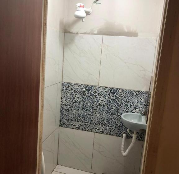 חדר אקונומי, Casa Branca