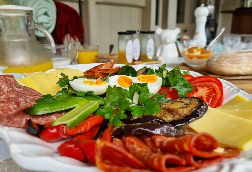 Номер Стандарт Вид на Сад, Mitta Glen Guesthouse