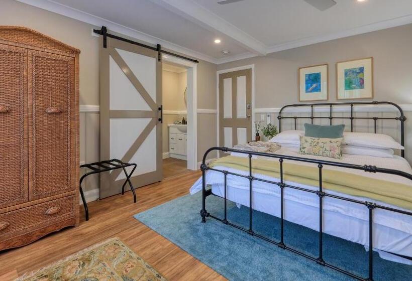 스탠다드 룸 풀장 전망, Mitta Glen Guesthouse