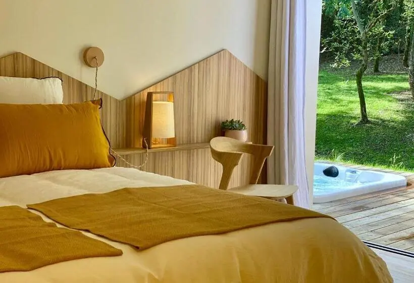 バスタブ付きデラックスルーム, Chambres Avec Jacuzzi Privatif Kassiopée Bed & Spa