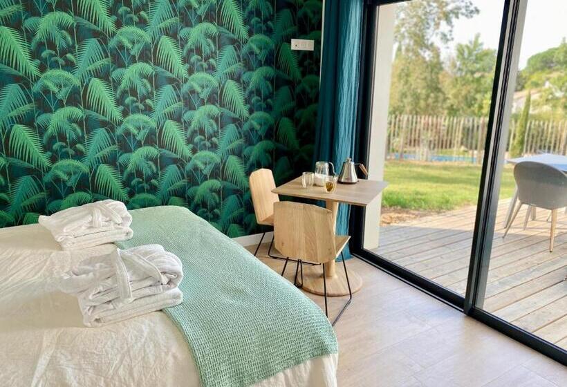 Стандартный Номер Кровать Кинг, Chambres Avec Jacuzzi Privatif Kassiopée Bed & Spa