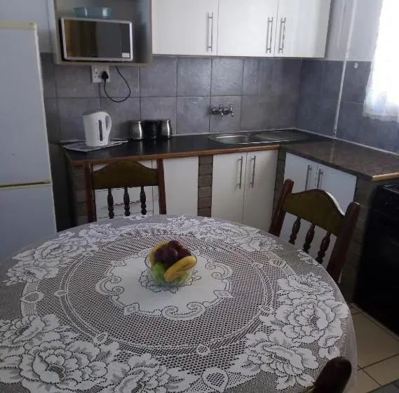 1階の1ベッドルームアパートメント, Spacious 1bed + Braai 13km To Paternoster Beach