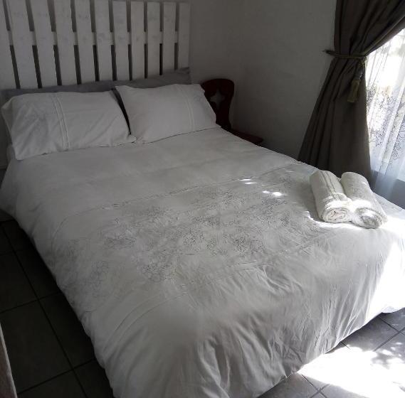 شقة غرفة نوم واحدة بالطابق الأرضى, Spacious 1bed + Braai 13km To Paternoster Beach