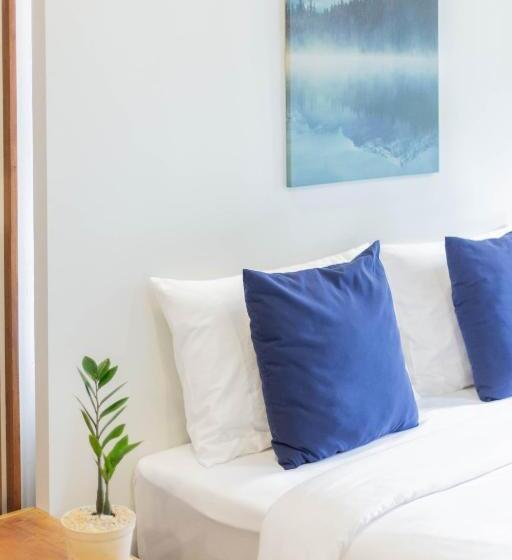 غرفة ديلوكس, In My Place Cafotel