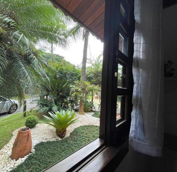 سوییت با چشمانداز باغ, Suítes Guaratuba