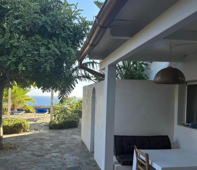 חדר סטודיו סטנדרד, Scauribasso14