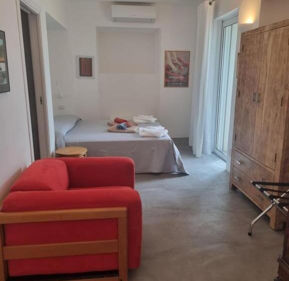 דירת חדר נוף לים, Scauribasso14