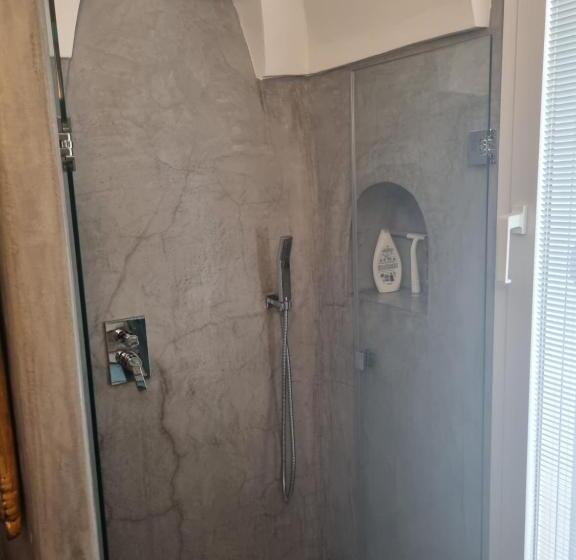 דירת חדר נוף לים, Scauribasso14