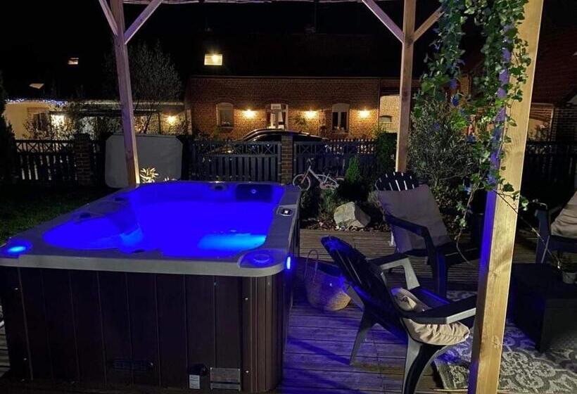 Четырехместный Номер Deluxe, Au Domaine Fresnois