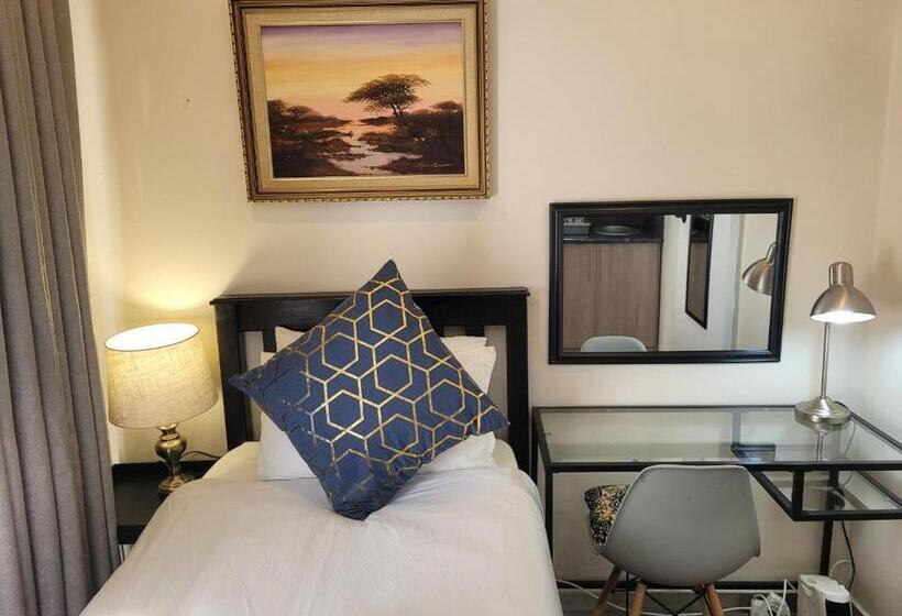 شقة غرفة واحدة, The Oak Potch Guesthouse