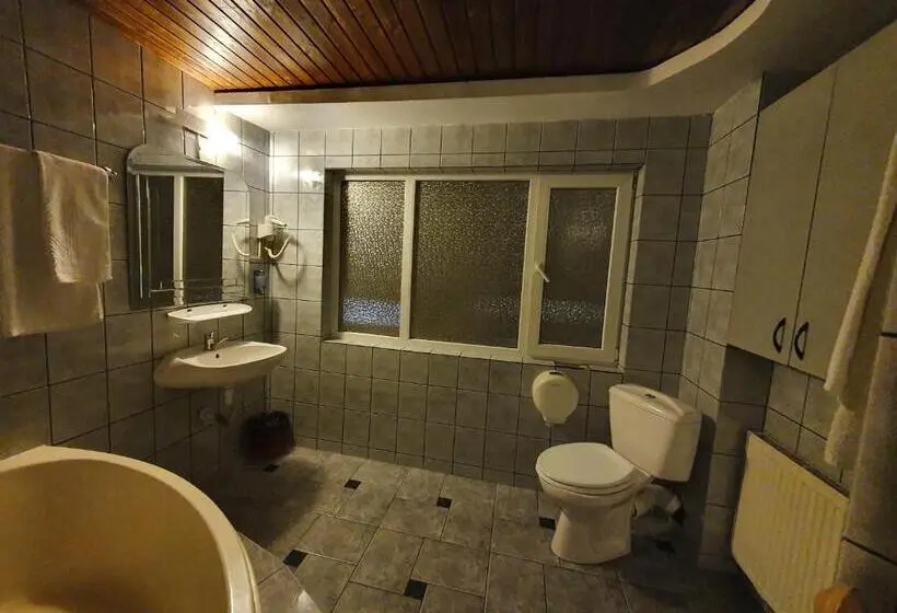Perhehuone, Pensiunea Melinda