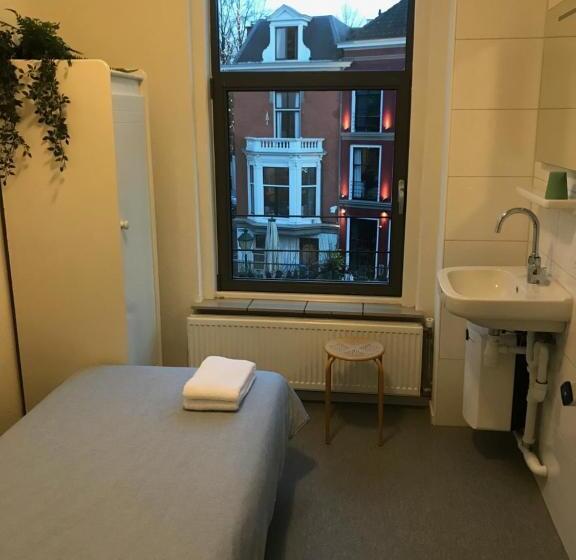 اتاق استاندارد یک نفره, Kleinschalig Hostel In Deventer, Hartje Stad, Aan De Ijssel