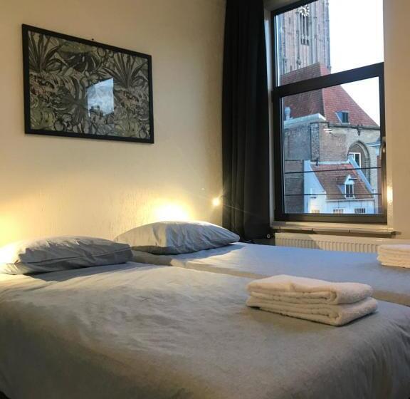 标准间, Kleinschalig Hostel In Deventer, Hartje Stad, Aan De Ijssel