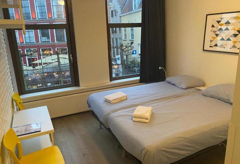 Номер Стандарт, Kleinschalig Hostel In Deventer, Hartje Stad, Aan De Ijssel