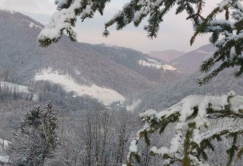 غرفة قياسية ثلاثية, Agriturismo Green Valley