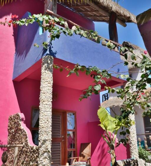 デラックスバンガロー, Nacional Beach Club & Bungalows