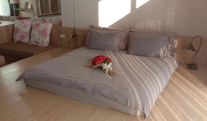 Полулюкс Вид на Бассейн, Hyde198homeresort