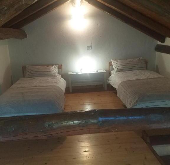 1 Bedroom Apartment Lake View, Casa Patrone