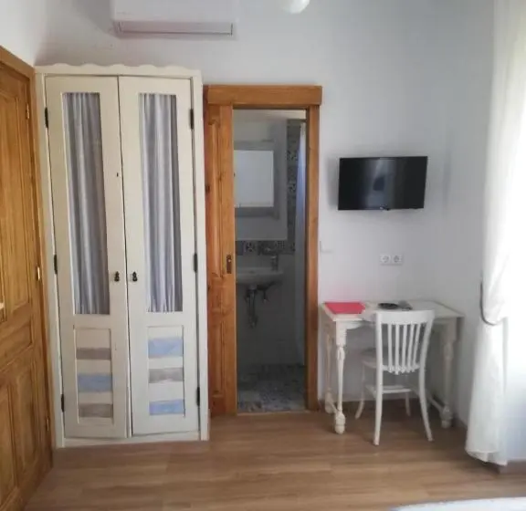 バルコニー付きスタンダードルーム, Hostal El Lugar De La Mancha