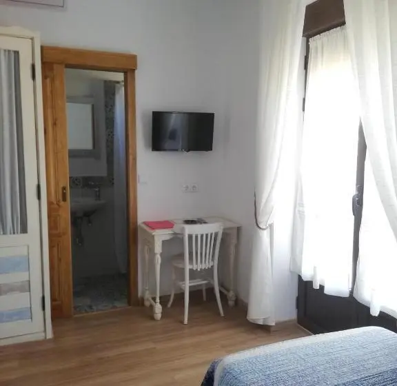 バルコニー付きスタンダードルーム, Hostal El Lugar De La Mancha